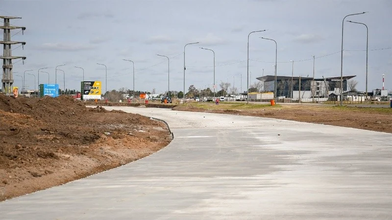 Avanza la remodelación de la avenida Jorge Newbery en Rosario: obra próxima al 92% y habilitación prevista para julio o agosto