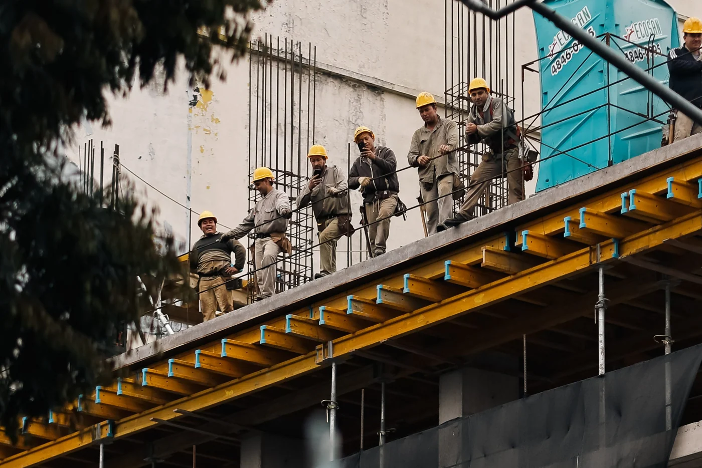Crisis de mano de obra en la construcción en España: sin relevo joven y con requisitos absurdos