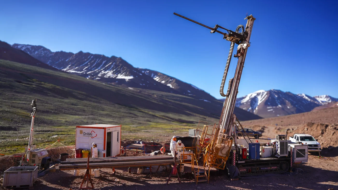 San Juan busca financiamiento internacional para obras viales, hídricas y energéticas desde Londres